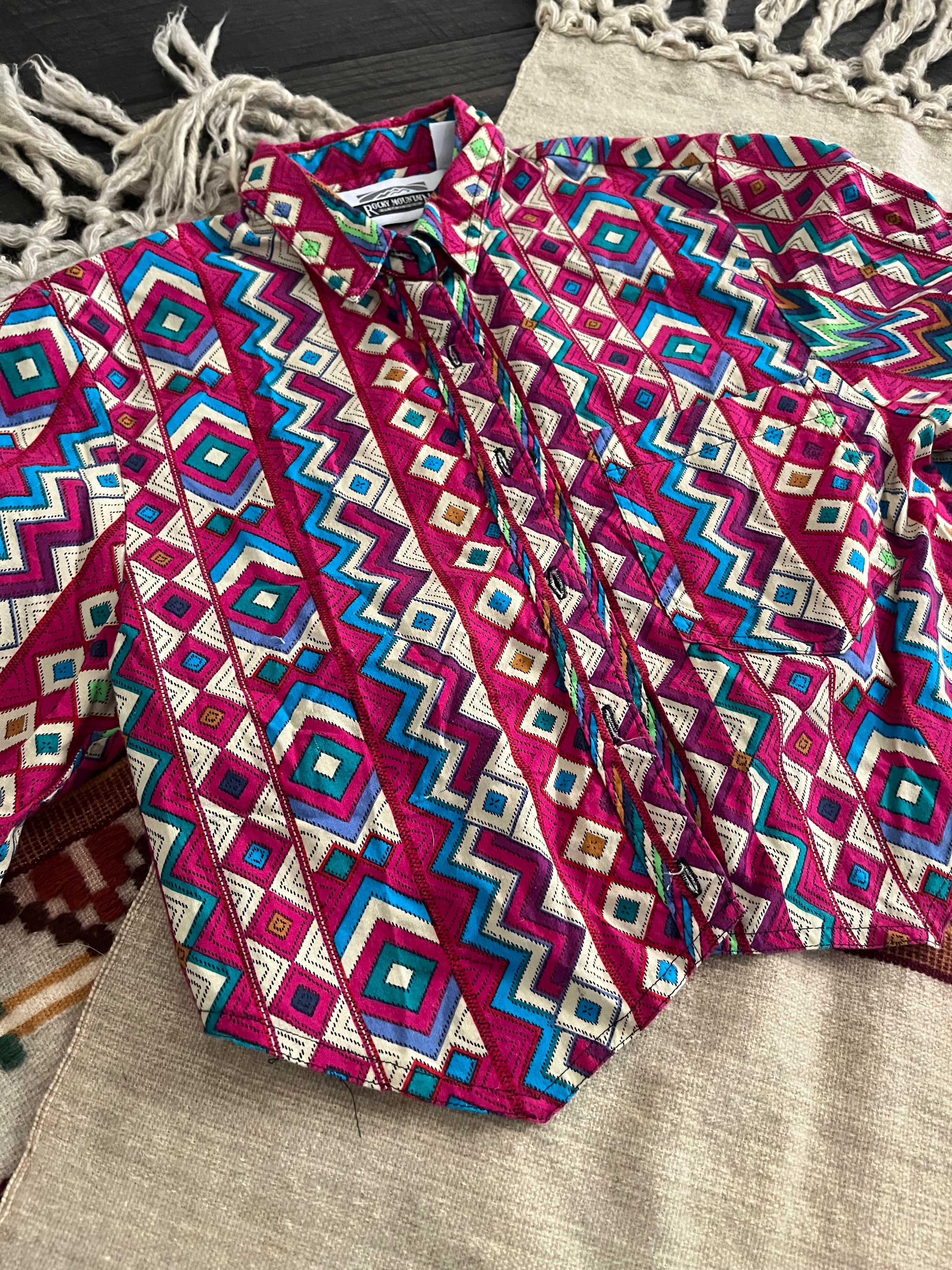 VINTAGE *Rocky Mountain Crop Button Down